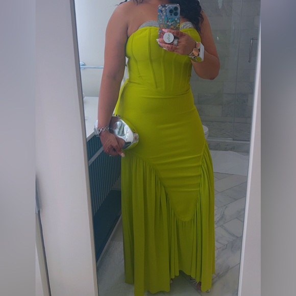 Chartreuse colored bodycon formal dress with sequin detail - Picture 2 of 2